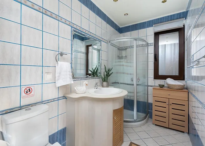 Evi's Appartement Afantou